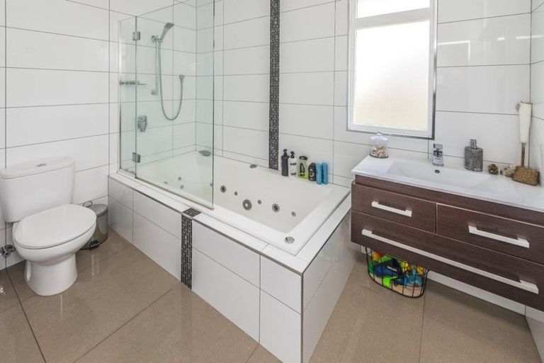 Photo of property in 4 Bute Place, Aramoho, Whanganui, 4500