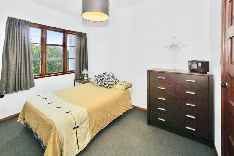 Photo of property in 12 Cameron Road, Te Puke, 3119