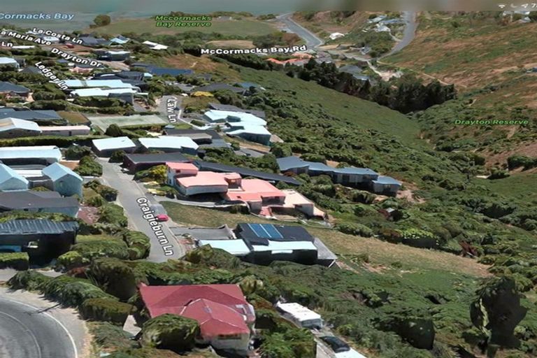 Photo of property in 8 Craigieburn Lane, Mount Pleasant, Christchurch, 8081