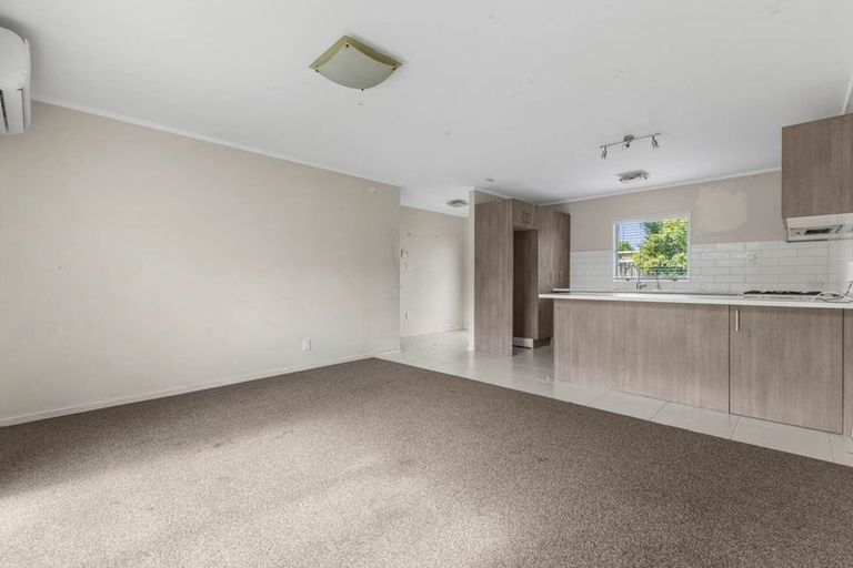 Photo of property in 3/4 Takanini Road, Takanini, 2112