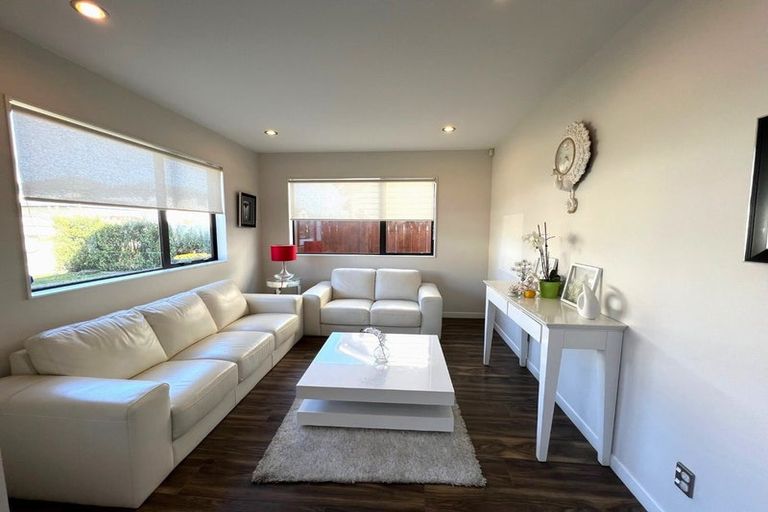 Photo of property in 21 Ballindrait Drive, Flat Bush, Auckland, 2019