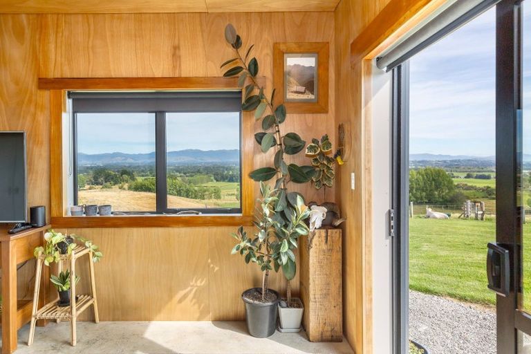 Photo of property in 67a Lees Pakaraka Road, Te Ore Ore, Masterton, 5886