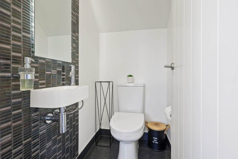 Photo of property in 17 Meteor Road, Hobsonville, Auckland, 0616