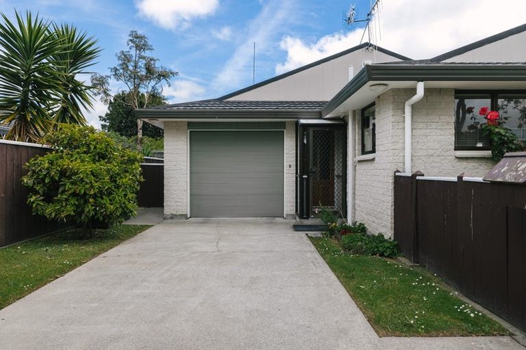 Photo of property in 4 Mcarthur Street, Terrace End, Palmerston North, 4410