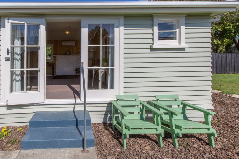 Photo of property in 34 Ferry Road, Woodend Beach, Kaiapoi, 7691