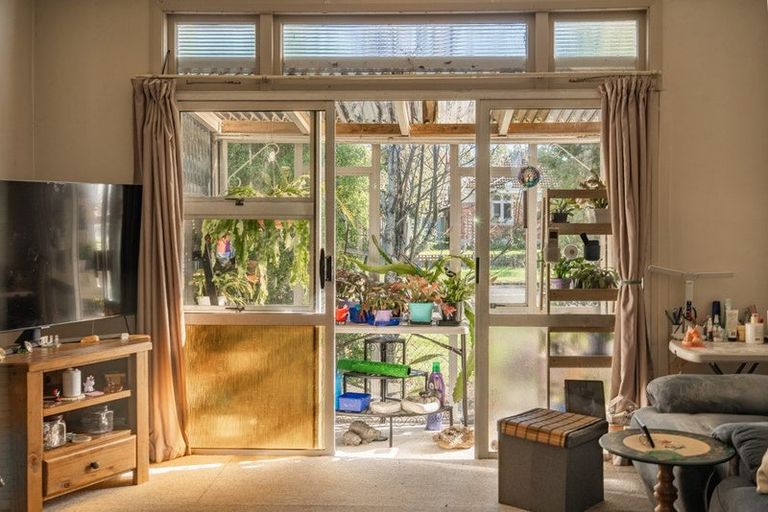 Photo of property in 33 Shakespeare Street, Milton, 9220