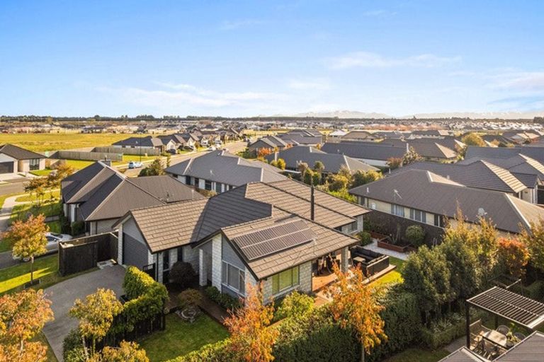 Photo of property in 102 Ledbury Drive, Rolleston, 7615