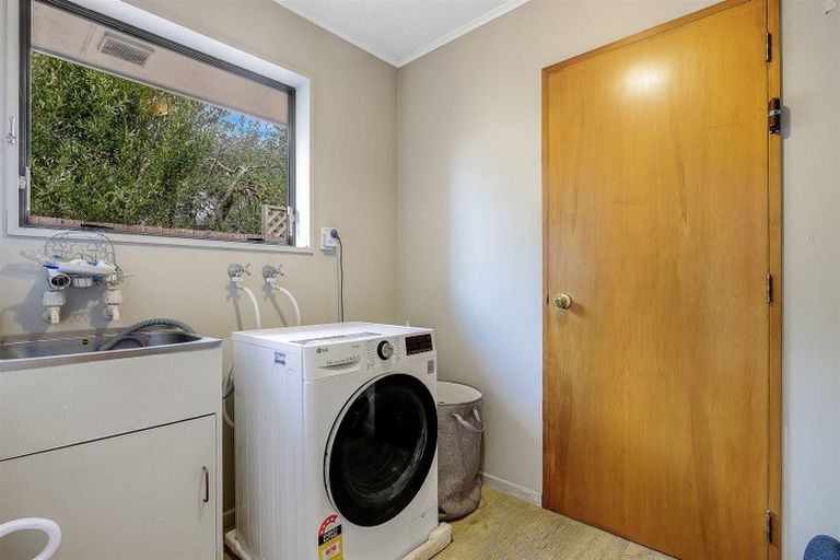 Photo of property in 105a Sullivan Avenue, Woolston, Christchurch, 8023