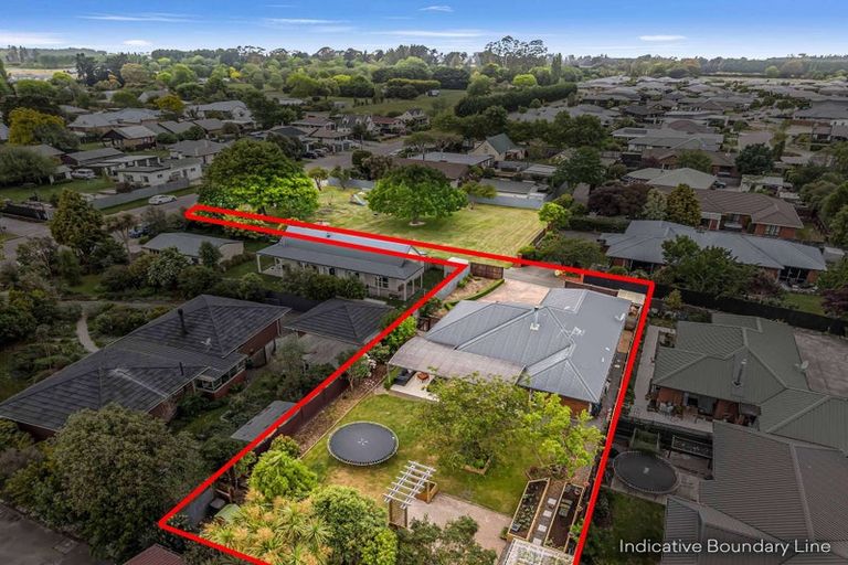 Photo of property in 43 Gladstone Road, Woodend, 7610