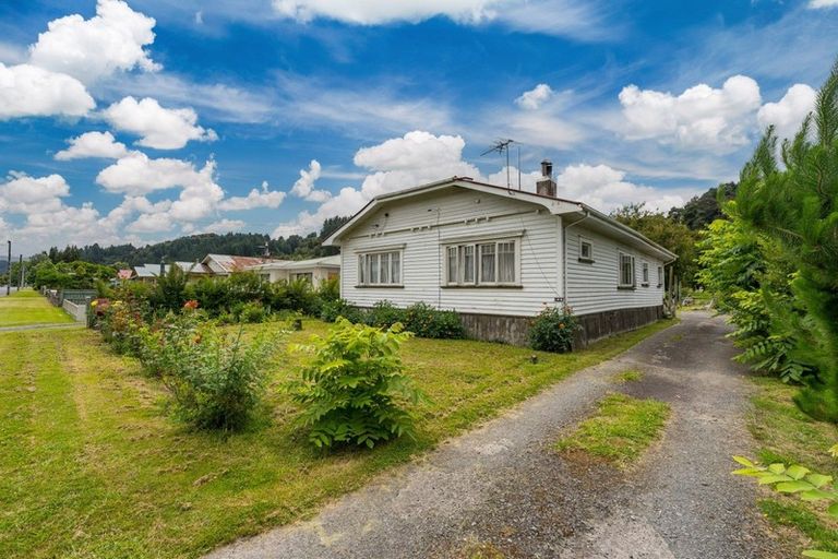 Photo of property in 100 Taupo Road, Taumarunui, 3920