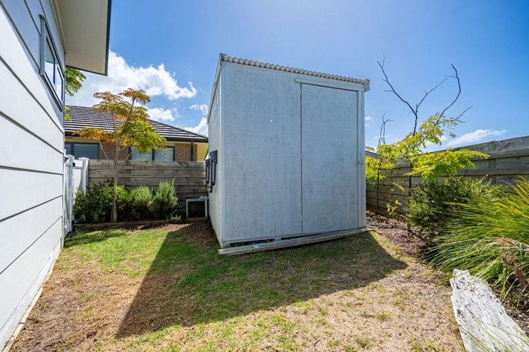 Photo of property in 5 Northcoast Place, Mangawhai Heads, Mangawhai, 0505