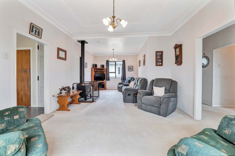 Photo of property in 39 Lismore Street, Strandon, New Plymouth, 4312