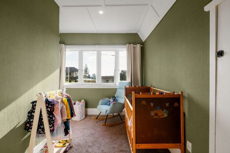 Photo of property in 69 Forest Lake Road, Forest Lake, Hamilton, 3200