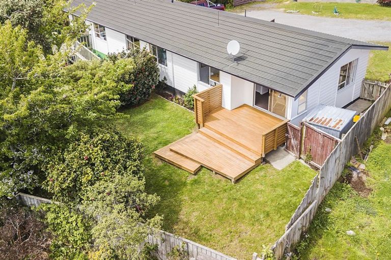 Photo of property in 42a Hicks Close, Whitby, Porirua, 5024