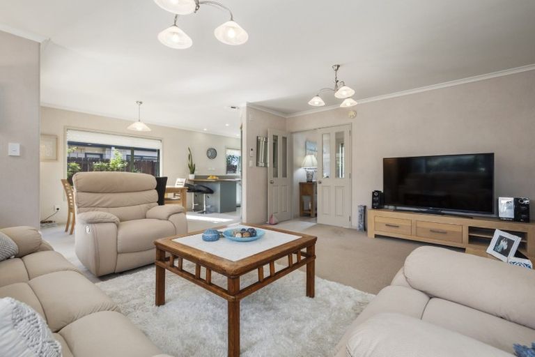 Photo of property in 612 Grenada Street, Papamoa Beach, Papamoa, 3118