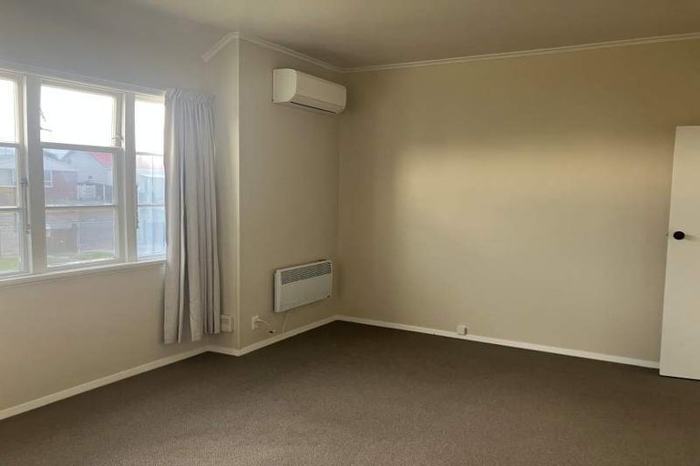 Photo of property in 12 Hardy Street, New Brighton, Christchurch, 8061