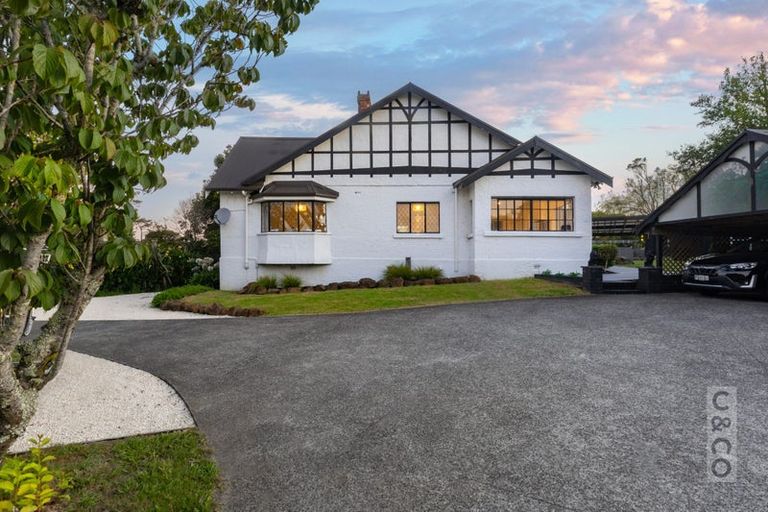 Photo of property in 855 State Highway 16, Waimauku, 0812