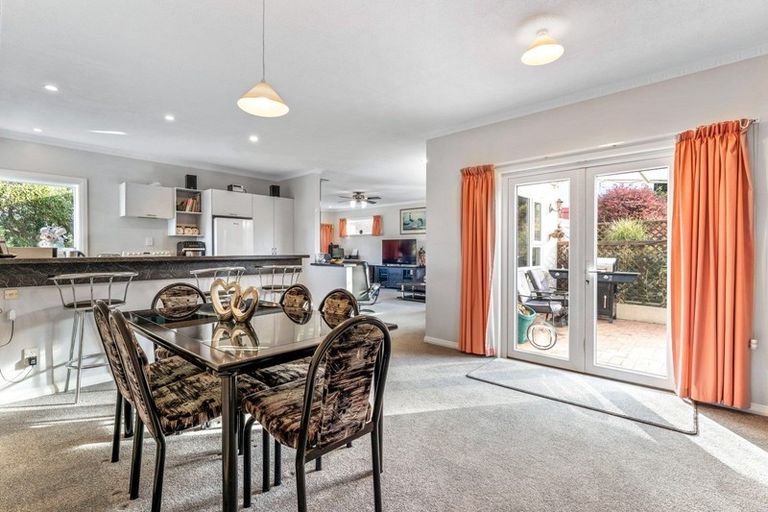 Photo of property in 23 Ascog Road, Ravensbourne, Dunedin, 9022