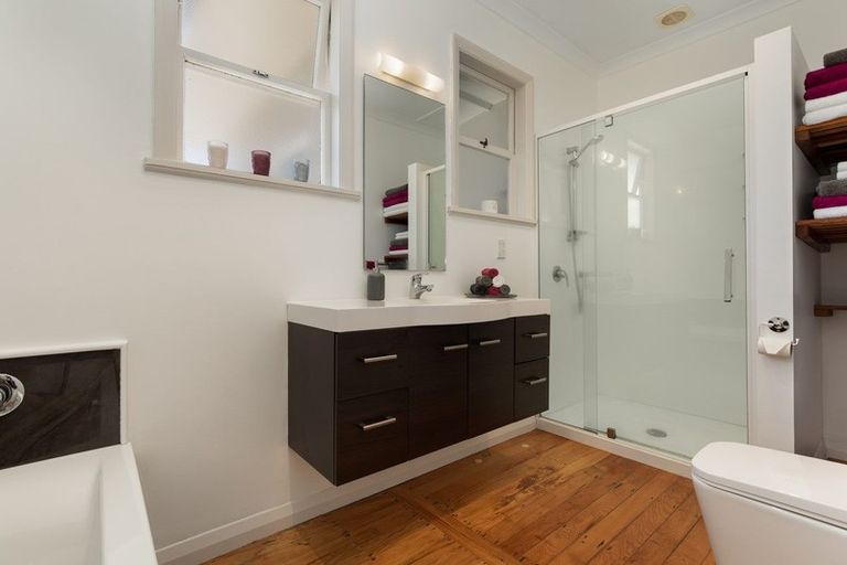 Photo of property in 49 Vogel Street, Cambridge, 3434