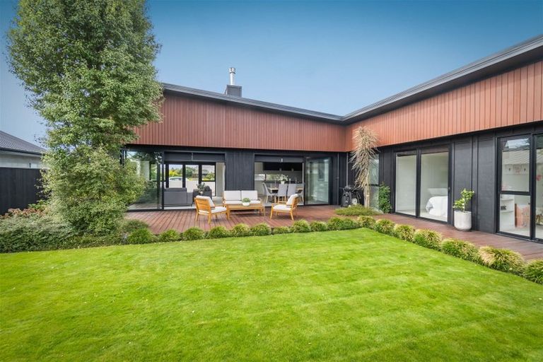 Photo of property in 2 Wallace Crescent, Prebbleton, 7604