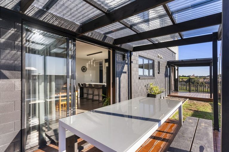 Photo of property in 17 Annmarie Avenue, Totara Park, Auckland, 2019