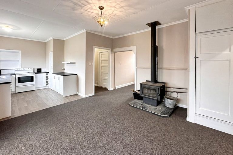 Photo of property in 65 Swiss Avenue, Gonville, Whanganui, 4501