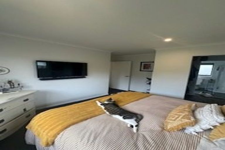 Photo of property in 3 Riverboat Lane, Helensville, 0800