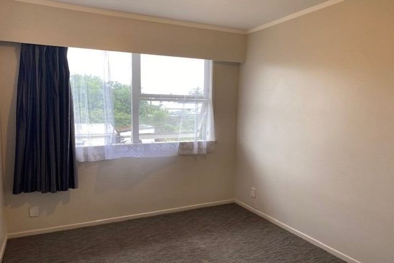 Photo of property in 2/14 Hall Avenue, Mangere, Auckland, 2022
