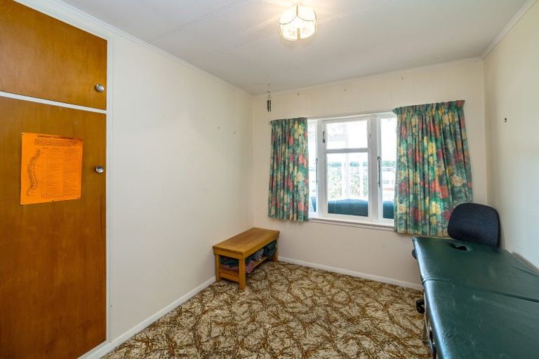 Photo of property in 11 Charles Street, Carterton, 5713