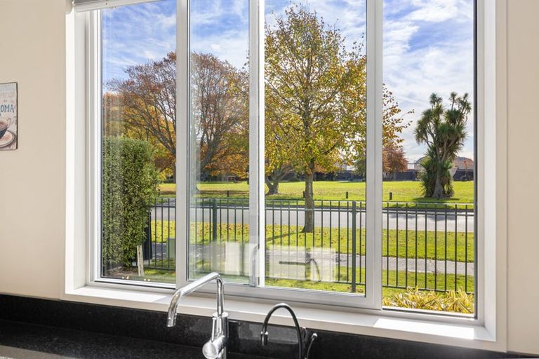 Photo of property in 2 Albion Lane, Hillmorton, Christchurch, 8024