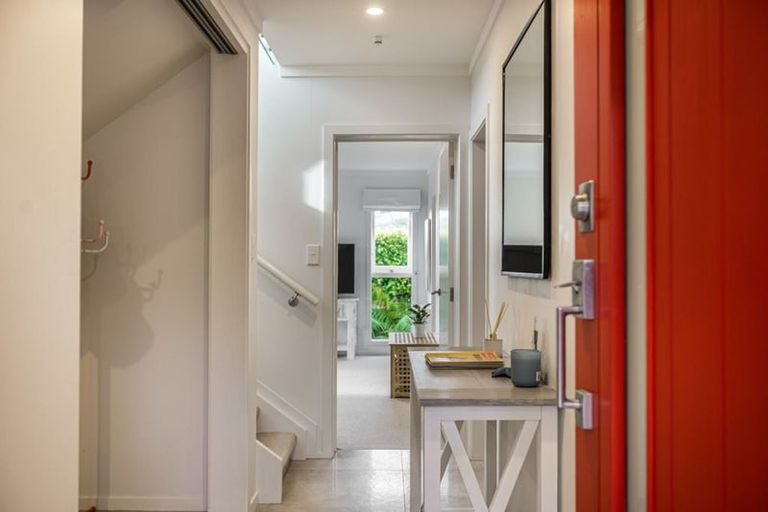 Photo of property in 1/7 Macky Avenue, Devonport, Auckland, 0624