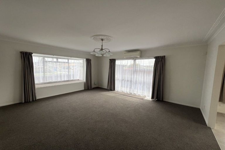 Photo of property in 1/7 Alice Avenue, Orewa, 0931