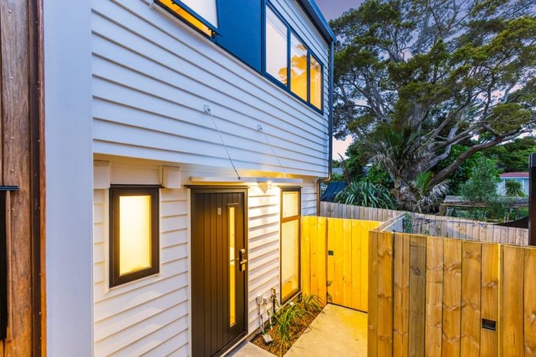 Photo of property in 10/63 Hillcrest Avenue, Hillcrest, Auckland, 0627