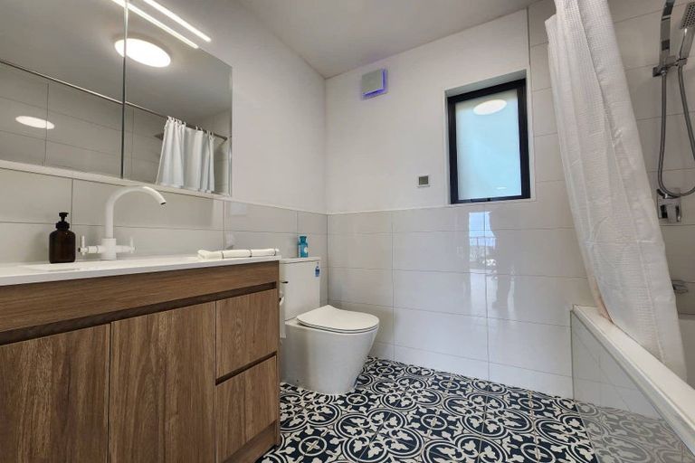 Photo of property in 32a Woodvale Grove, Fairfield, Lower Hutt, 5011