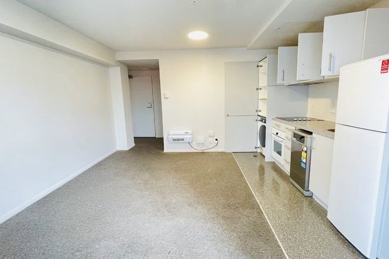 Photo of property in The Peak Apartments, 502/170 Taranaki Street, Te Aro, Wellington, 6011
