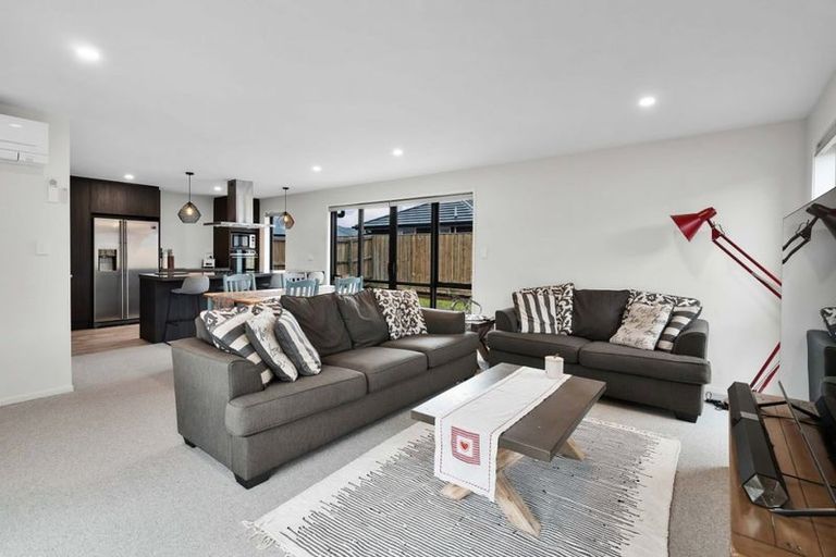 Photo of property in 12 Gemstone Place, Rolleston, 7615