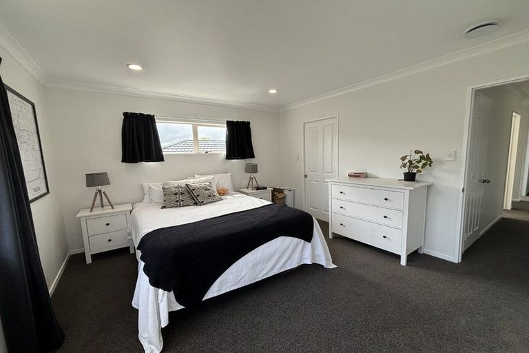 Photo of property in 8a Oakwood Place, Pukekohe, 2120