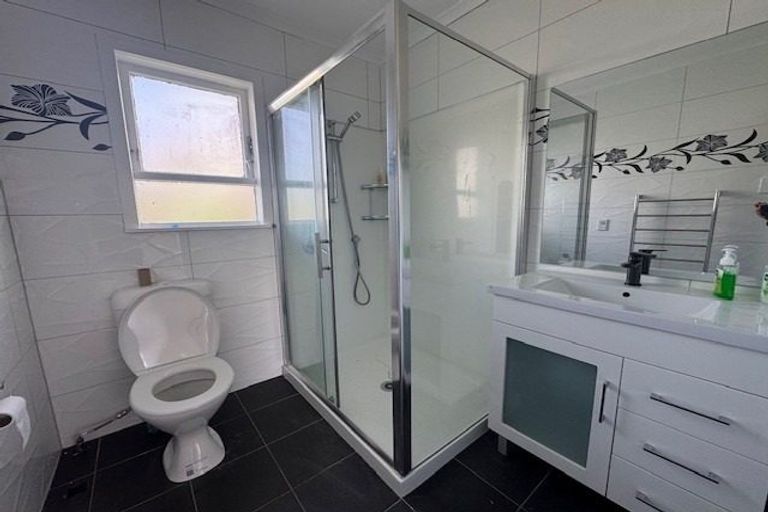 Photo of property in 21 Tranent Road, Mangere, Auckland, 2022