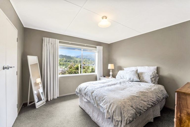 Photo of property in 1/3 Ely Grove, Wainuiomata, Lower Hutt, 5014