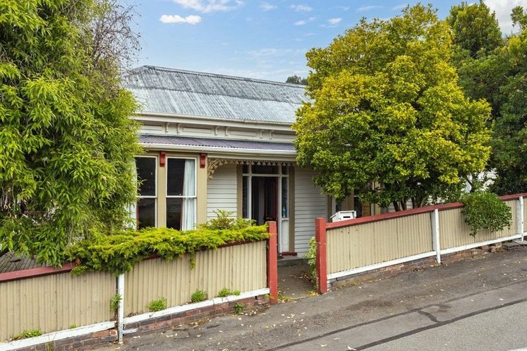 Photo of property in 51 Canterbury Street, Lyttelton, 8082