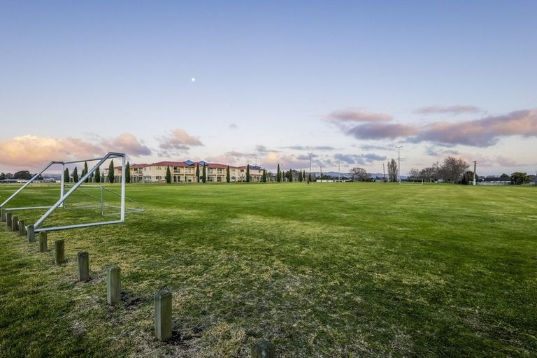 Photo of property in 58 Te Aparangi Road, Papakura, 2110