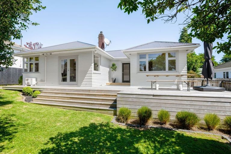 Photo of property in 23 Mitcham Avenue, Forest Lake, Hamilton, 3200