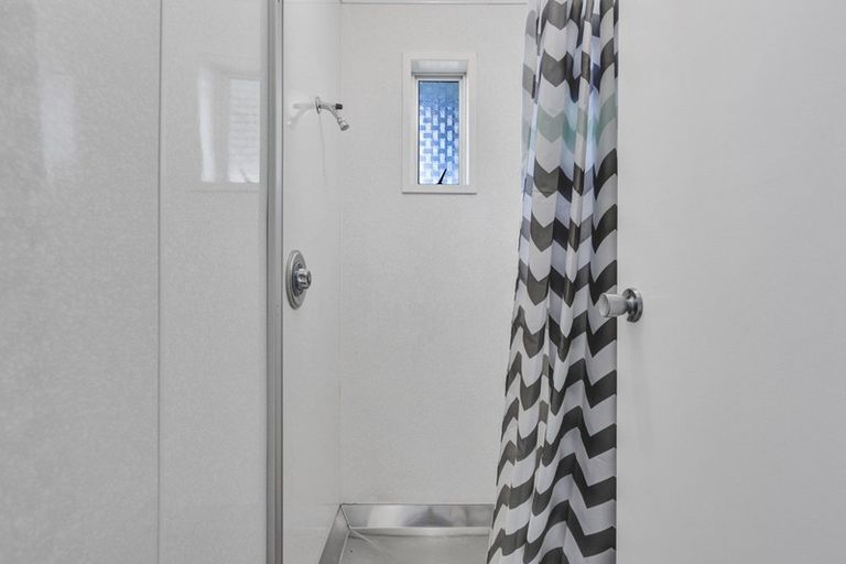 Photo of property in 31a Truby King Street, Merrilands, New Plymouth, 4312