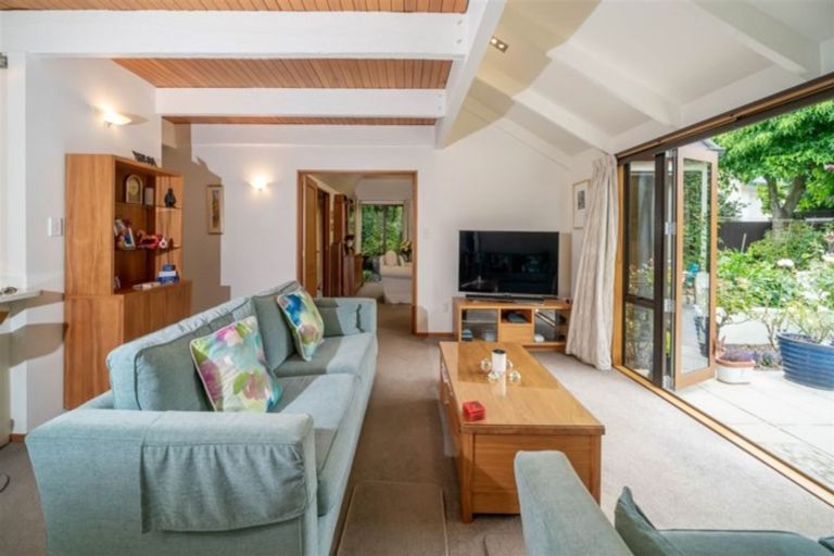 Photo of property in 12 Tripp Place, Ilam, Christchurch, 8041