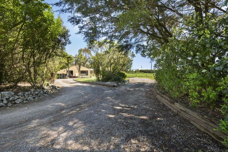 Photo of property in 696 Pahiatua Aokautere Road, Aokautere, Palmerston North, 4471