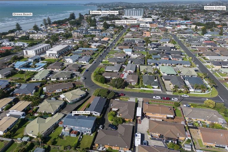 Photo of property in 39 Alice Avenue, Orewa, 0931