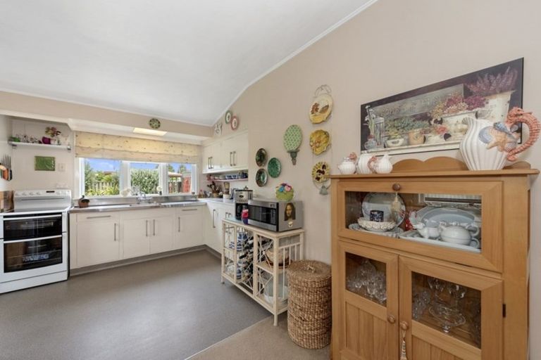 Photo of property in 76 Fifth Avenue, Enderley, Hamilton, 3214