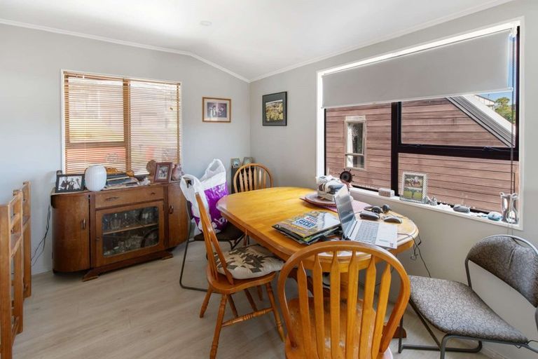 Photo of property in 16 Langwell Place, Papakowhai, Porirua, 5024