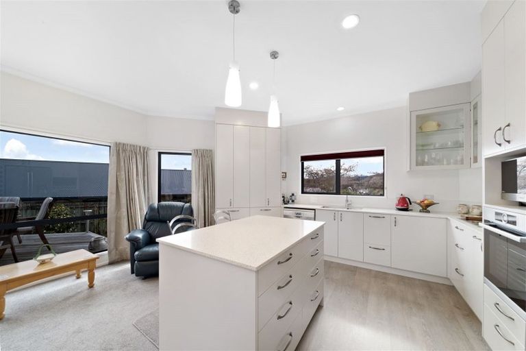 Photo of property in 113 Meadowstone Drive, Wanaka, 9305