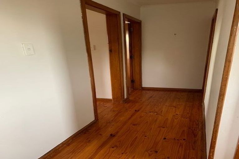 Photo of property in 21 Guildford Street, Burnside, Christchurch, 8053